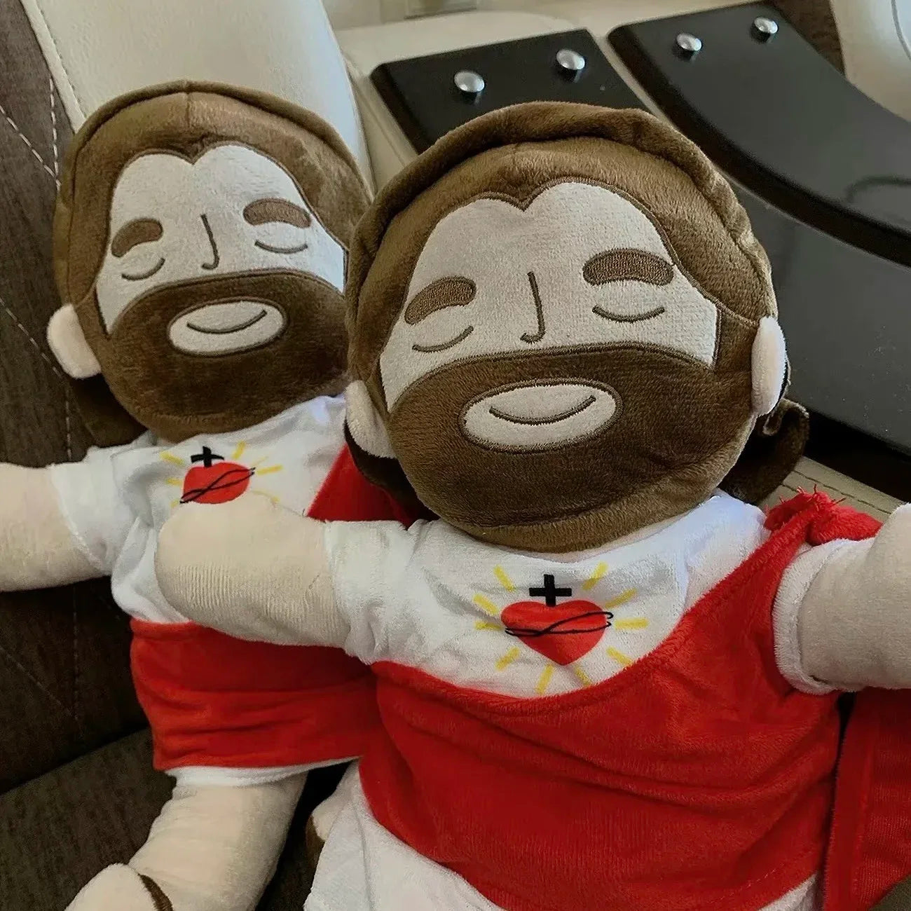 Jesus Peluche